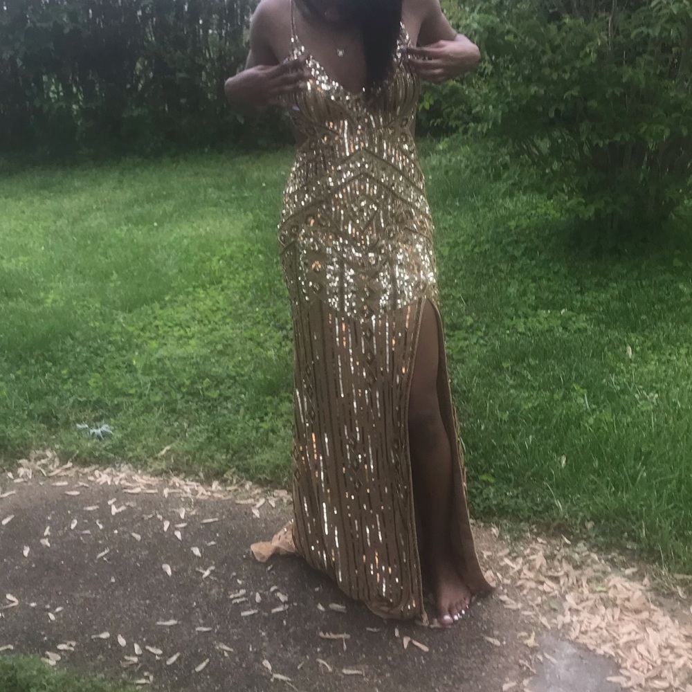Prom dress - Picture 2 of 3